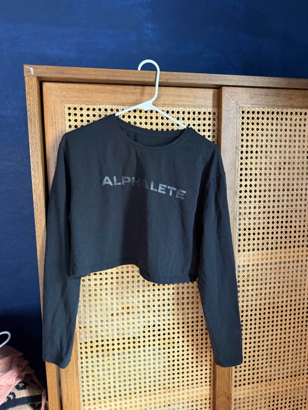Alphalete Black Cropped Long Sleeve Top x 3